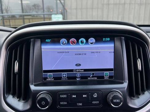 Used 2017 GMC Canyon SLT w/ Driver Alert Package image 22