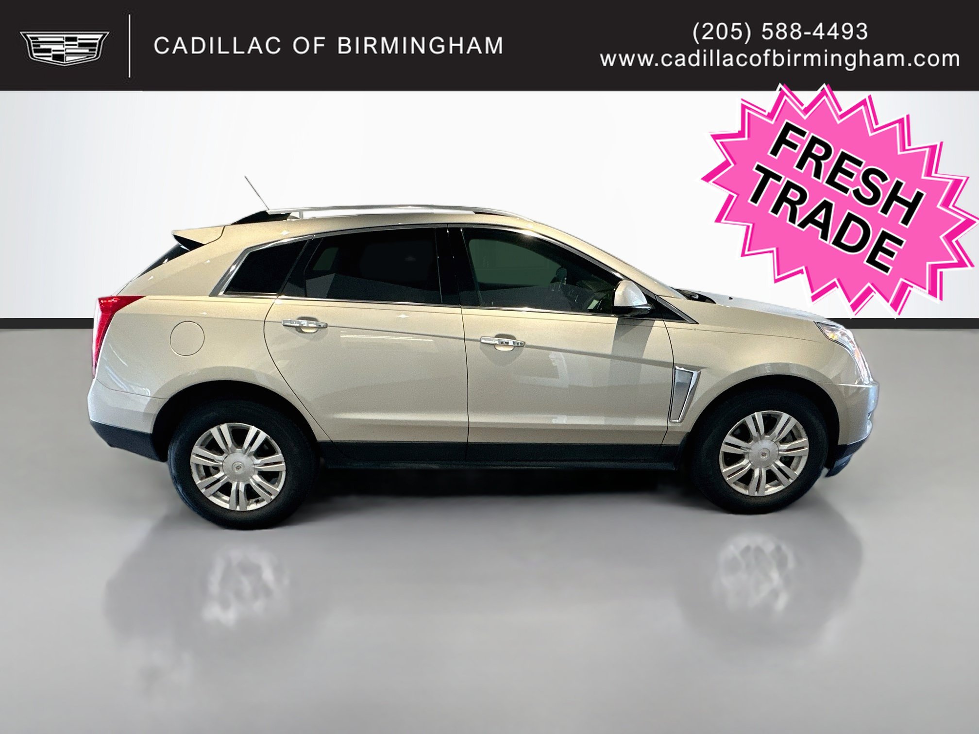 Used 2016 Cadillac SRX Luxury w/ Driver Awareness Package FWD image 4