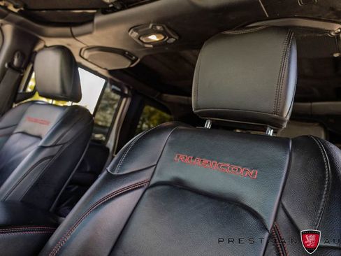 Used 2018 Jeep Wrangler Unlimited Rubicon AWD/4WD image 46