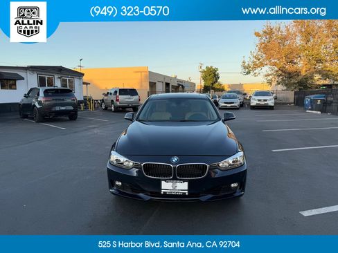 Used 2014 BMW 328i xDrive Sedan AWD/4WD image 2