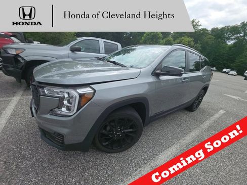 Used 2023 GMC Terrain SLE w/ Driver Convenience Package AWD/4WD image 1