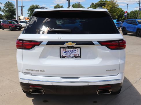 Used 2023 Chevrolet Traverse Premier AWD/4WD image 6