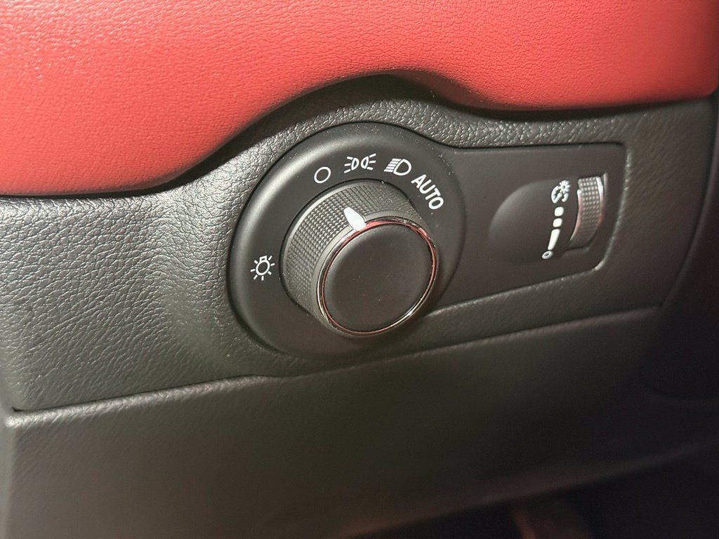 Used 2024 Dodge Durango SRT Hellcat AWD/4WD image 18