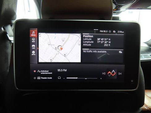 Used 2019 BMW X7 xDrive50i w/ M Sport Package AWD/4WD image 39
