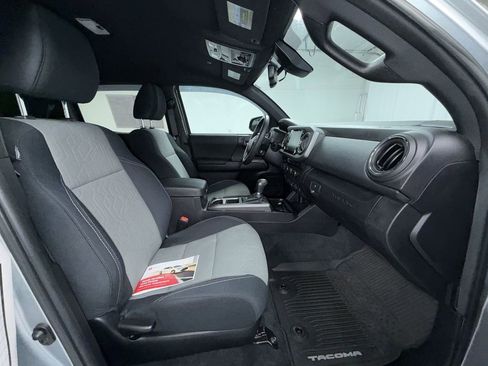Certified 2023 Toyota Tacoma TRD Off-Road image 10