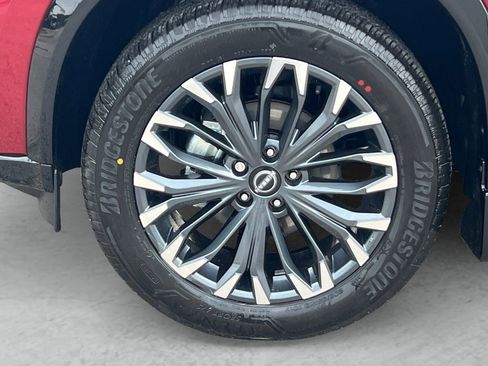 New 2026 Nissan Rogue Platinum AWD/4WD image 24
