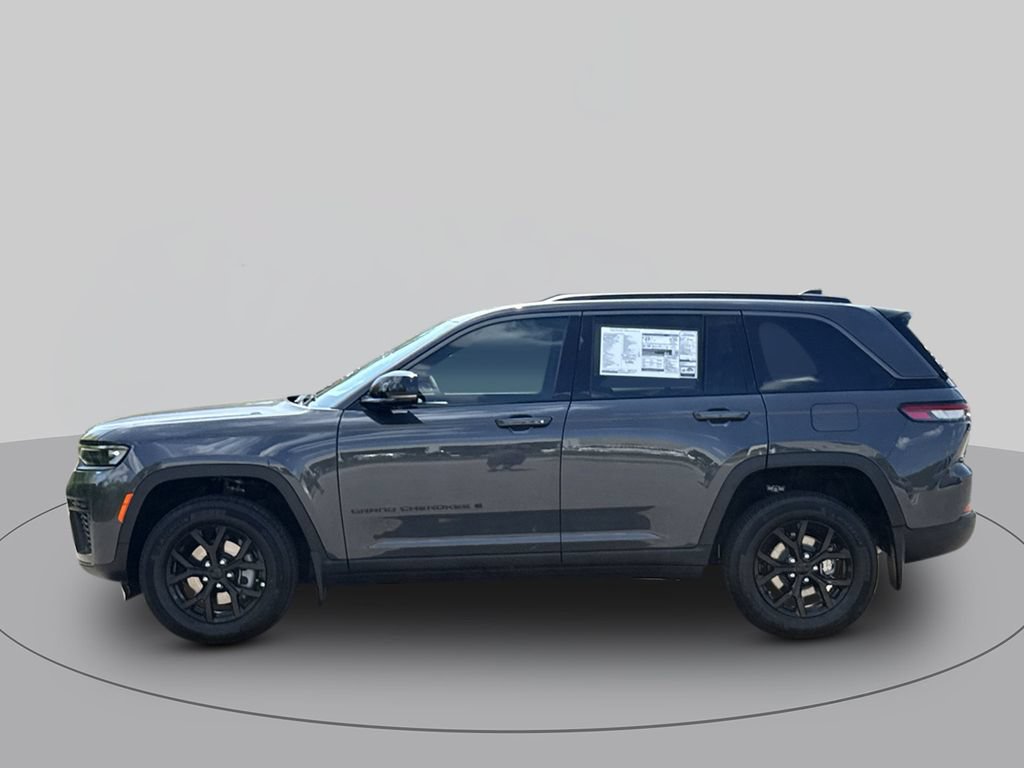New 2026 Jeep Grand Cherokee Altitude RWD image 6