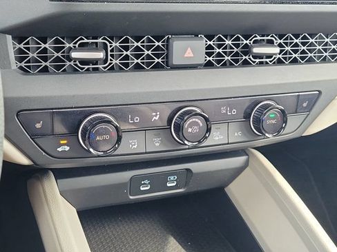 Certified 2025 Honda Accord SE image 23