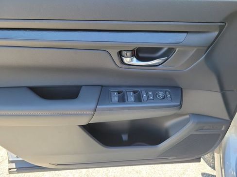 Certified 2025 Honda CR-V Sport image 8