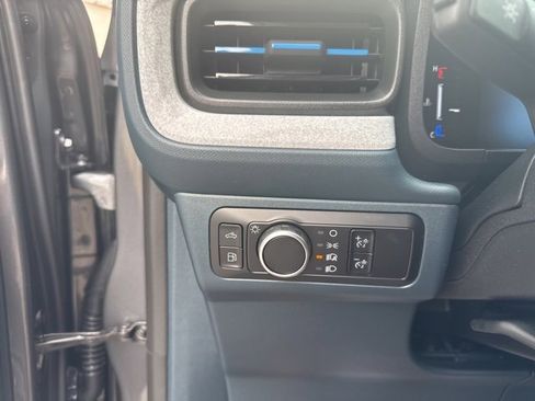 New 2025 Ford Maverick XLT w/ XLT Luxury Package image 28