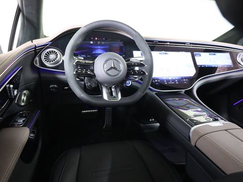 Used 2025 Mercedes-Benz EQS AMG 4MATIC image 39