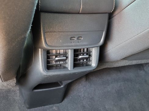 Used 2025 GMC Terrain Elevation AWD/4WD image 18