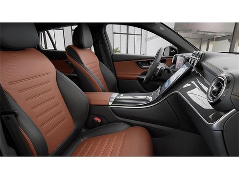 New 2026 Mercedes-Benz GLC 43 AMG 4MATIC image 4