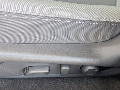 New 2026 Subaru Crosstrek 2.0i Premium image 18