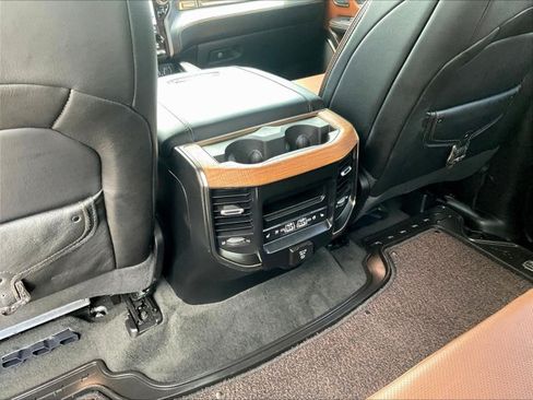 Used 2024 RAM 1500 Limited AWD/4WD image 20