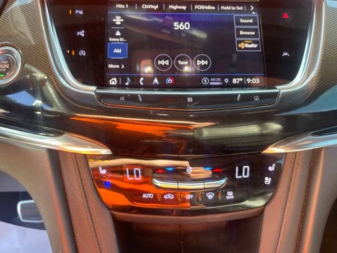 Used 2021 Cadillac XT6 Sport w/ Platinum Package AWD/4WD image 21