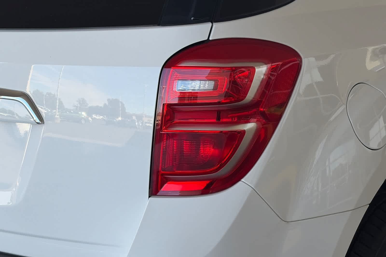 Used 2017 Chevrolet Equinox LS AWD/4WD image 29
