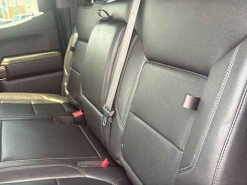 Used 2021 Chevrolet Silverado 1500 LT Trail Boss w/ Convenience Package II AWD/4WD image 24