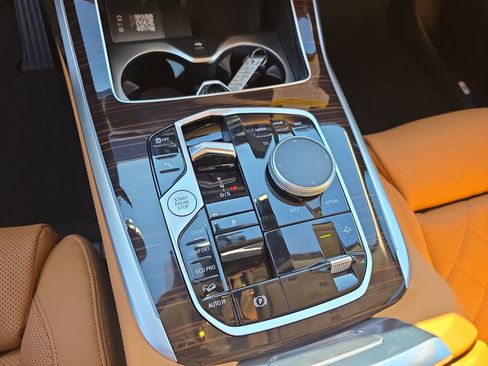 New 2026 BMW X7 xDrive40i image 17