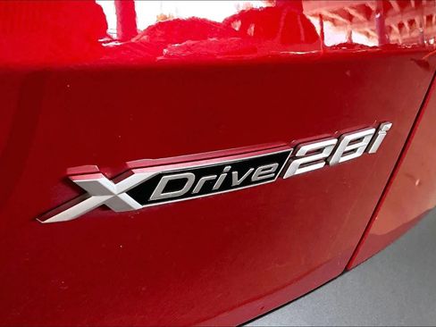 Used 2026 BMW X2 xDrive28i image 9