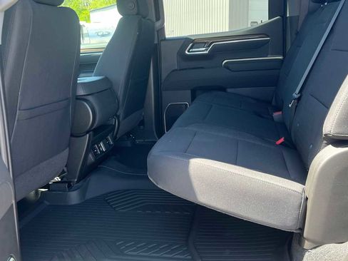 New 2025 Chevrolet Silverado 1500 LT image 8