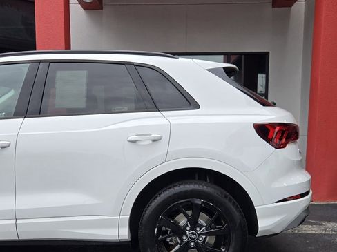 Used 2021 Audi Q3 2.0T Premium image 5