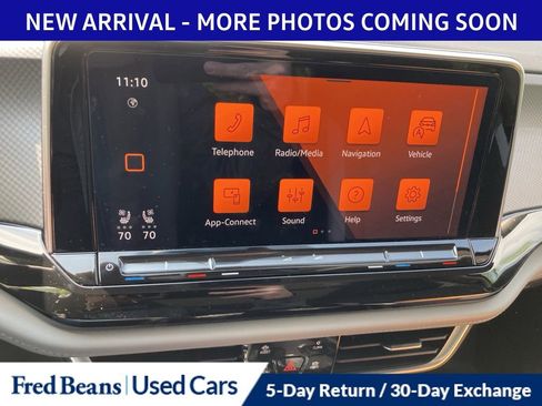 Certified 2025 Volkswagen Atlas Peak Edition SE AWD/4WD image 14