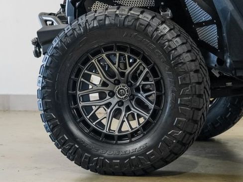 Used 2025 Jeep Wrangler Unlimited Rubicon 392 image 91