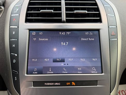 Used 2020 Lincoln MKZ FWD image 23