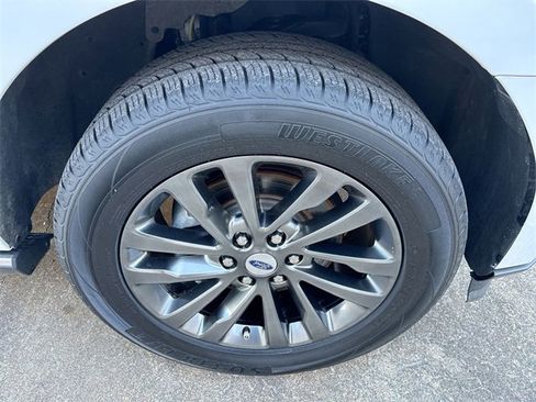 Used 2021 Ford Expedition Max Limited image 13