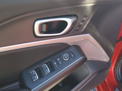 Used 2023 Acura Integra A-Spec image 18