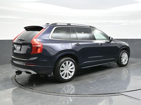 Used 2016 Volvo XC90 T6 Momentum w/ Vision Package image 7