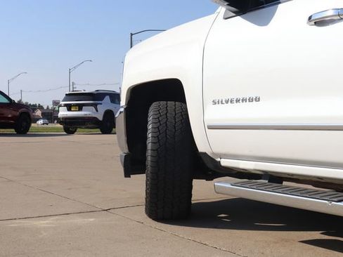 Used 2017 Chevrolet Silverado 1500 LTZ w/ Sport Package image 10