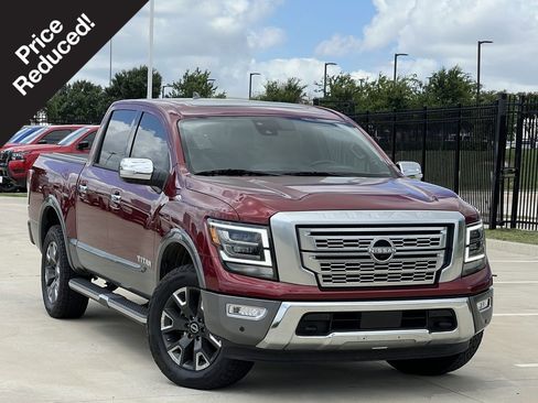 Used 2024 Nissan Titan Platinum Reserve w/ Moonroof Package AWD/4WD image 1