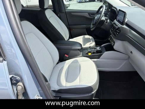 Used 2025 Ford Escape Active w/ Cold Weather Package FWD image 13