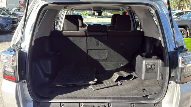 Used 2022 Toyota 4Runner SR5 RWD image 7
