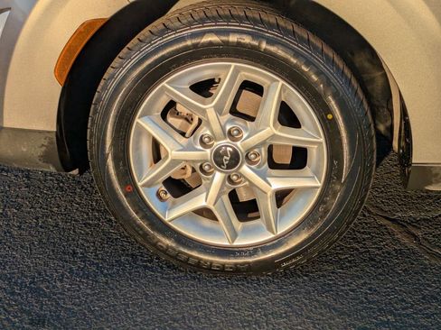 Used 2024 Kia Soul LX w/ Option Group 015 image 28