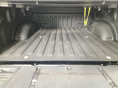 Used 2023 Ford F150 Lariat image 36