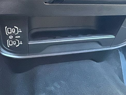 Used 2025 RAM 2500 Big Horn image 25