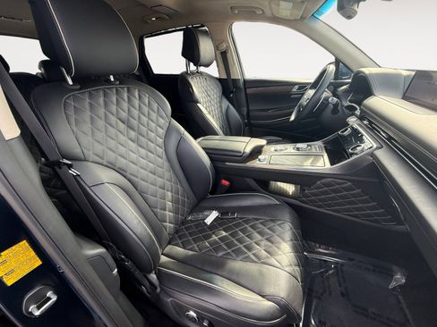 Used 2023 Genesis GV80 3.5T image 19