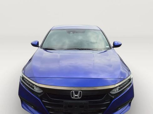 Used 2020 Honda Accord Sport image 2