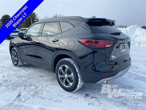 New 2025 Chevrolet Blazer LT w/ Convenience Package image 4