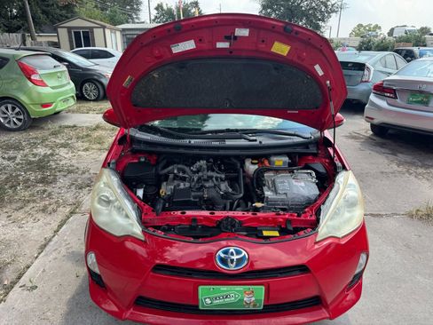 Used 2013 Toyota Prius C Three FWD image 10