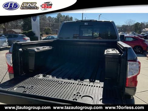 Used 2019 Nissan Titan PRO-4X w/ Pro-4x Convenience Package AWD/4WD image 8