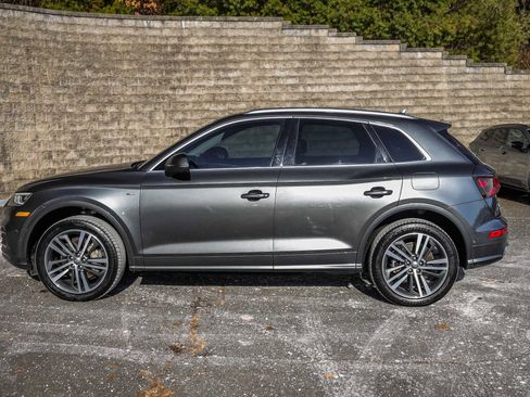 Used 2020 Audi Q5 e Prestige w/ Prestige Package image 10