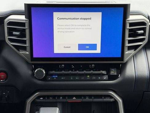 New 2026 Toyota Tundra Platinum AWD/4WD image 17