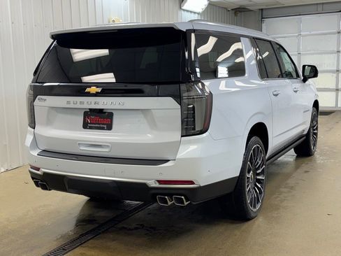 New 2026 Chevrolet Suburban High Country AWD/4WD image 5