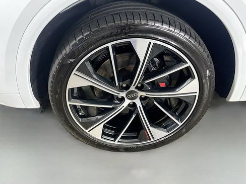 Used 2023 Audi SQ5 Premium Plus w/ Premium Plus Package AWD/4WD image 16