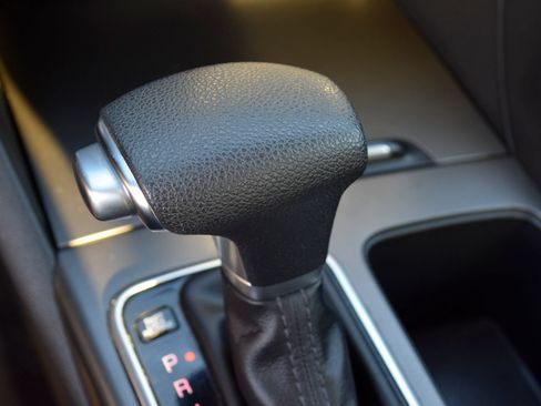 Used 2019 Kia Optima S w/ S Panoramic Sunroof Package FWD image 10