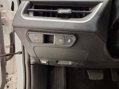 Used 2025 Kia K4 FWD image 23